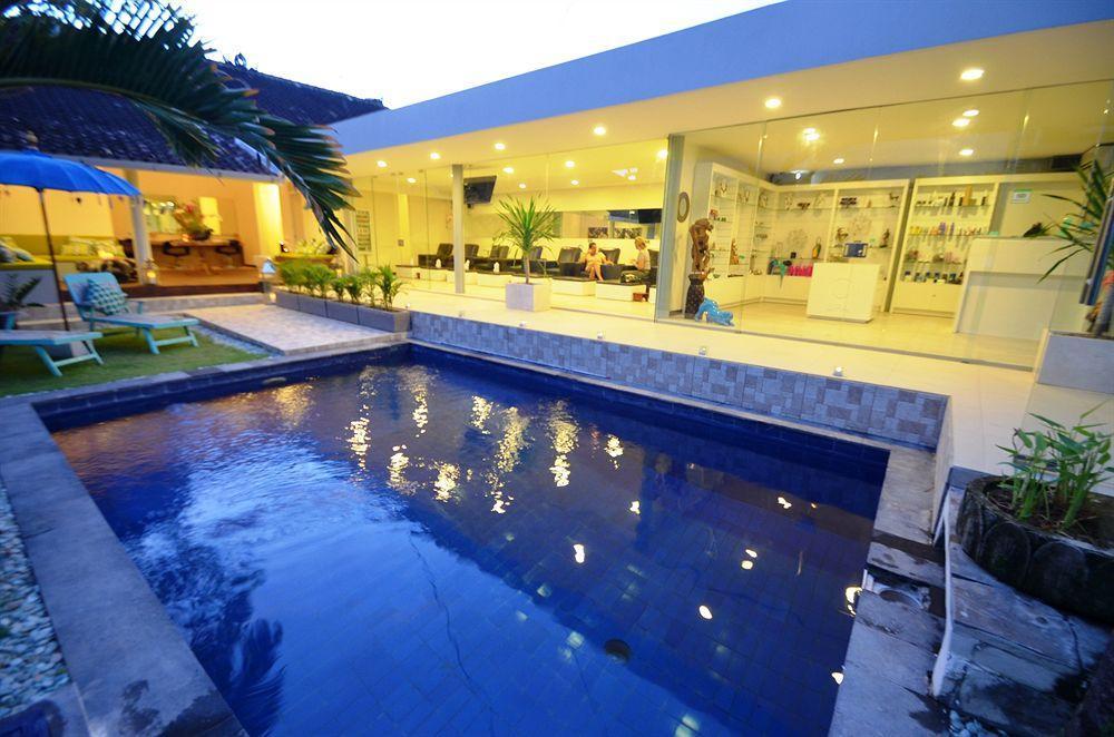 Villa Saffira Seminyak Exterior foto